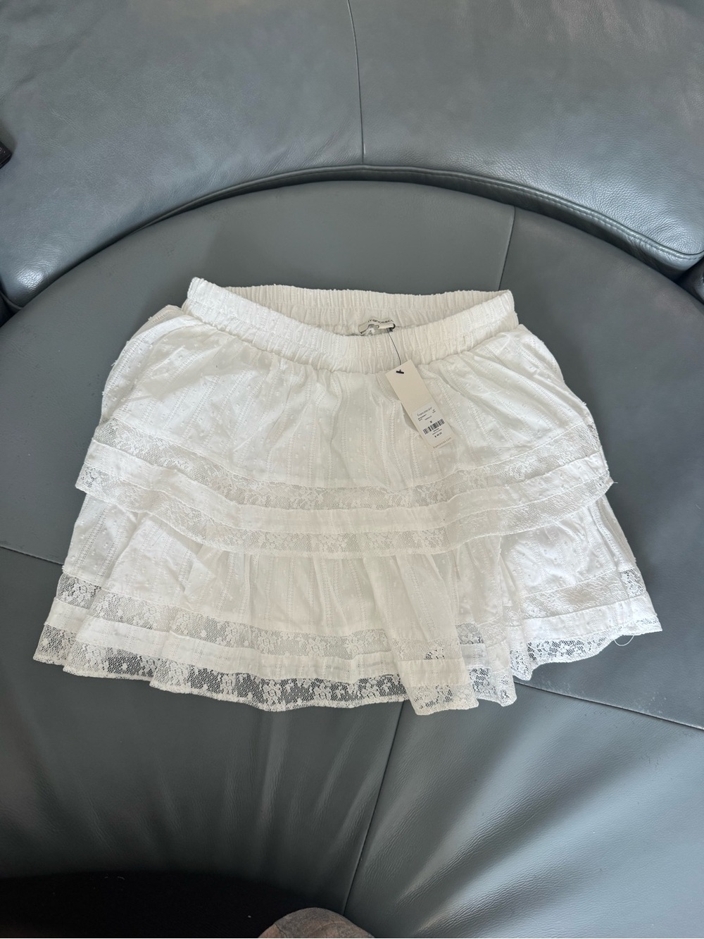 Francesca's Collections White Lace Tiered Mini Skirt